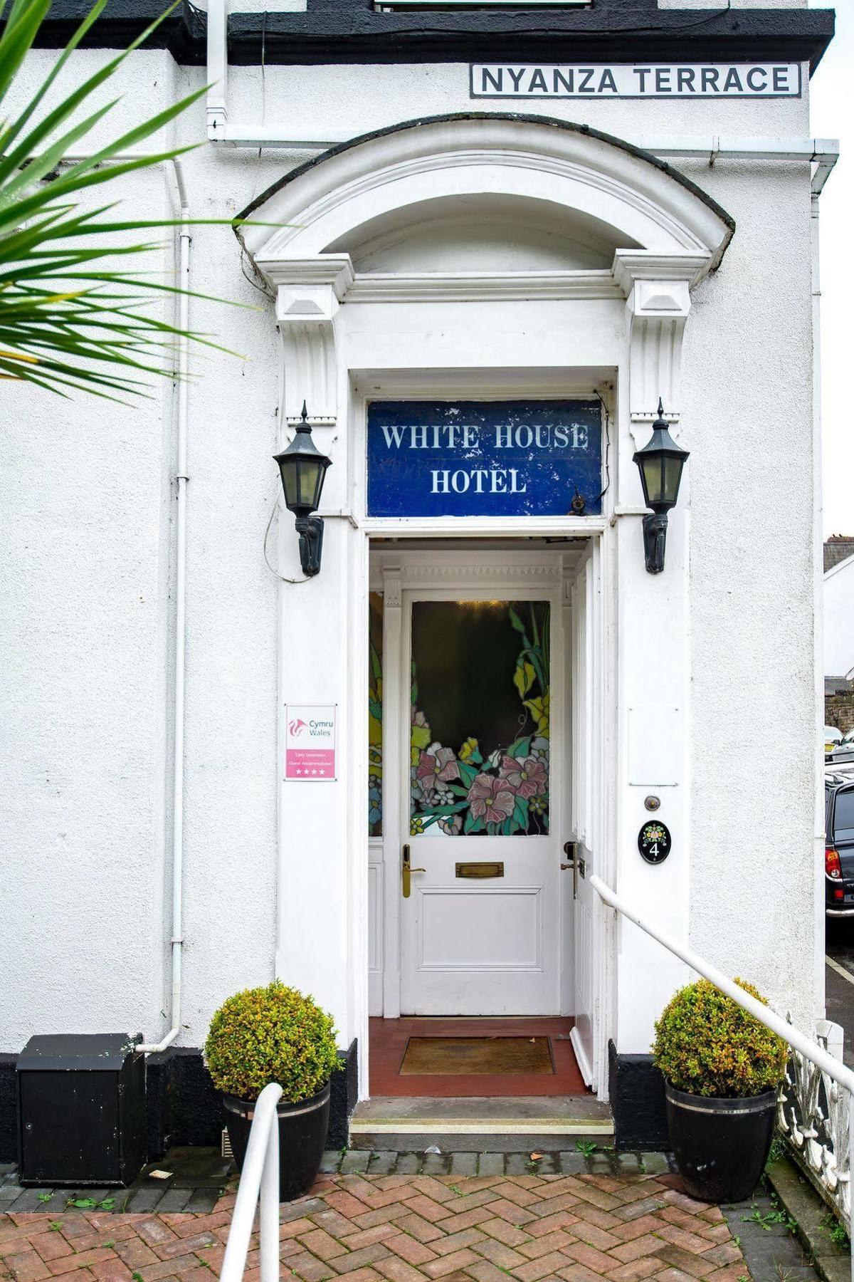 The White House By Bodacious! Swansea Exteriör bild